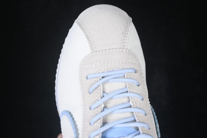 Nike Classic Cortez Leather Retro Running Shoes - IW6363-117