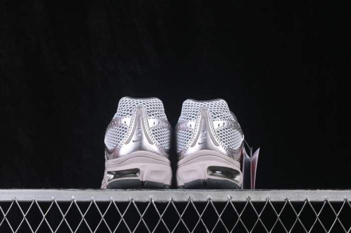 Nike Air Max Moto 2K Retro Running Shoes with Air Cushion - IO9279-008