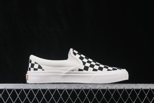 Vans Slip-On VR3 Low Top Skate Shoes - VN0007NC1KP