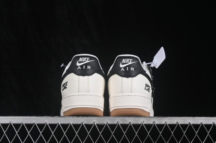 Nike Air Force 1 '07 Low Low-Top Casual Sneakers - DN9688-121
