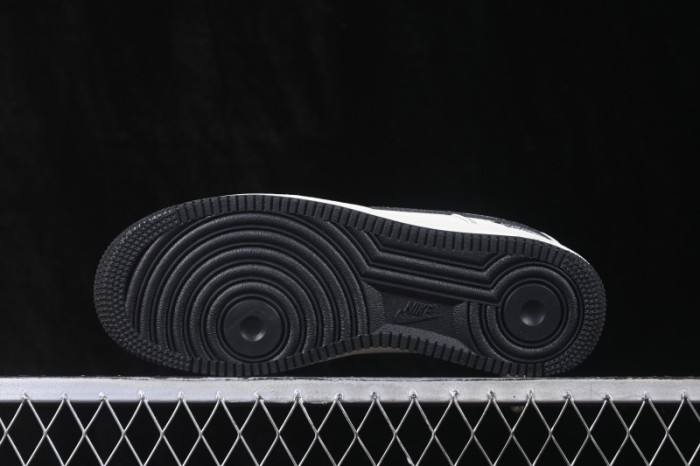 Nike Air Force 1 '07 Low Low-Top Casual Sneakers - GS2288-006