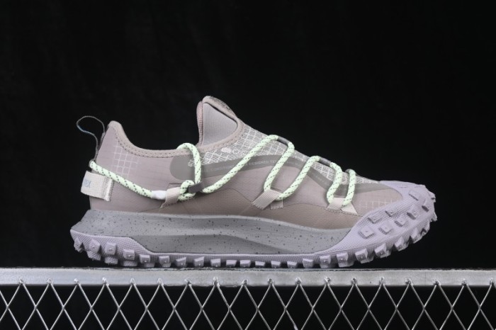 Nike ACG Mountain Fly Low GTX SE Outdoor Hiking Shoes - IB7328-003