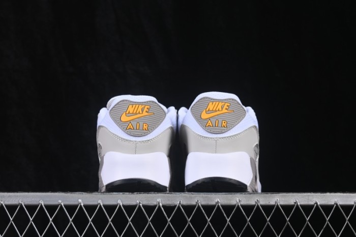 Nike Air Max 90 Retro Running Shoes with Visible Air Cushioning - DM0029-119