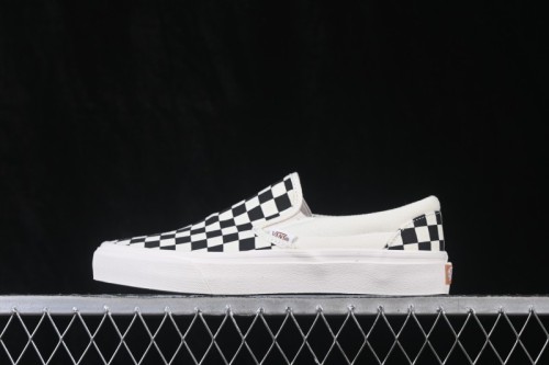Vans Slip-On VR3 Low Top Skate Shoes - VN0007NC1KP