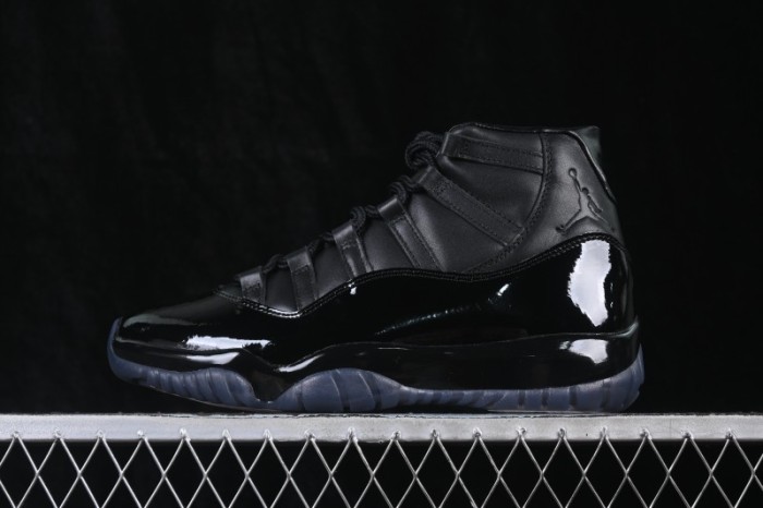 Comme des Garçons x Nike Air Jordan 11 Black - IV7639-001