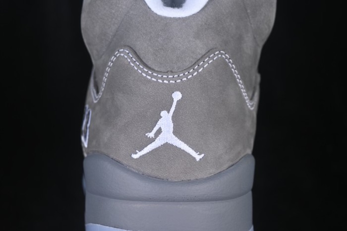 Air Jordan 5 Wolf Grey Basketball Shoes - DD0587-002