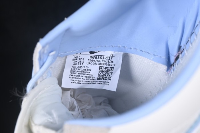Nike Classic Cortez Leather Retro Running Shoes - IW6363-117