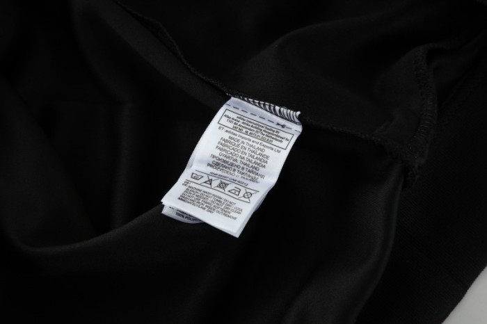 26/27  Liverpool FC  Black Full Zipper Jacket Tracksuit + Long Pants