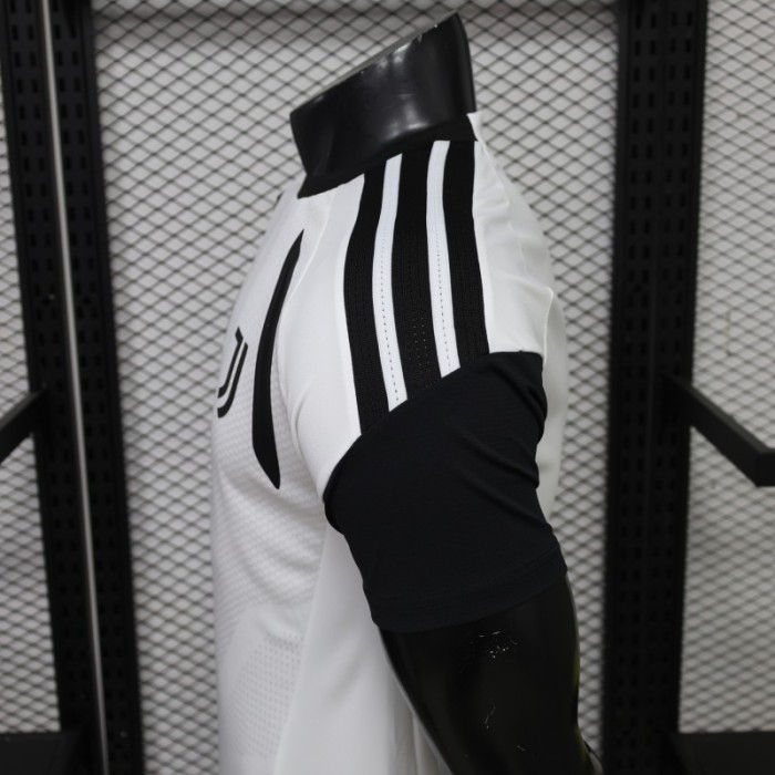 Player Version 26/27 Juventus White Training Jersey