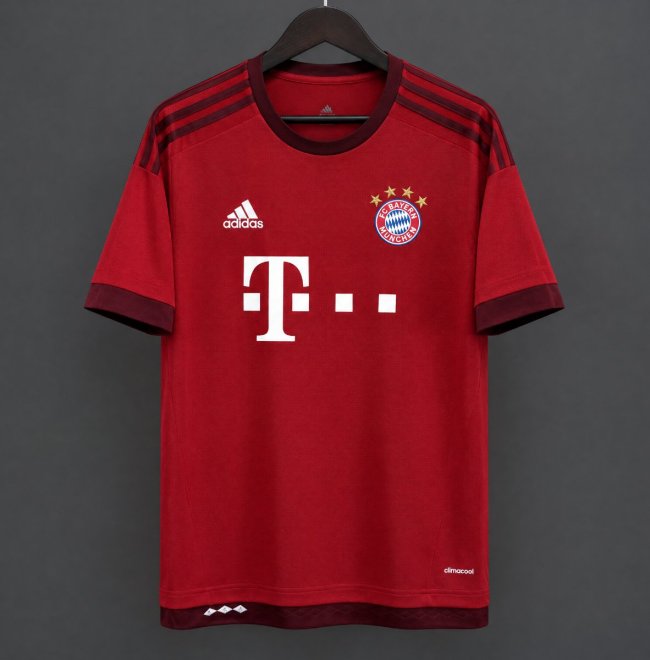 Retro 15/16 Bayern Munich Home Jersey