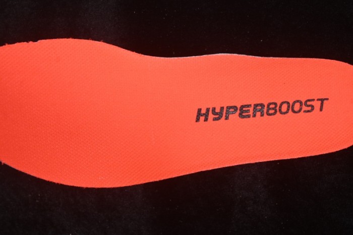 Adidas HyperBoost Edge M Breathable Cushioned Running Shoes - LA6209