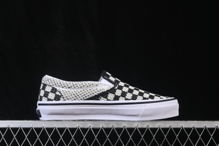 Vans LX Classic Slip-On 98 Low-Top Casual Skate Shoes - VN000EG11KP