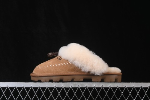 UGG Slipper Evolution Comfortable Flat No Special Function Closed Toe Slippers - 1180 Chestnut