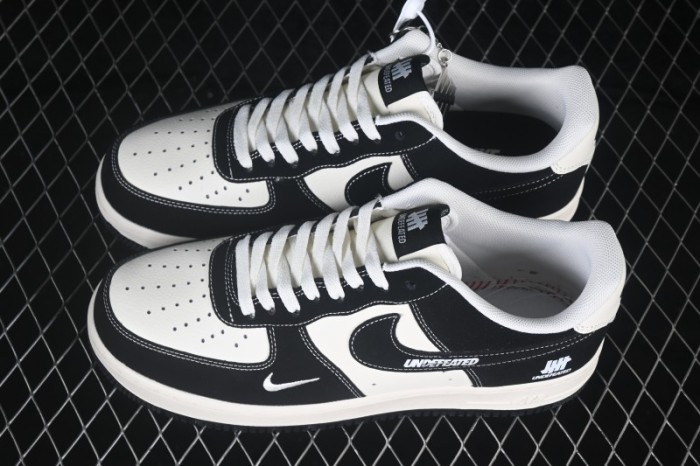 Nike Air Force 1 '07 Low Casual Skateboarding Shoes - DQ9688-104