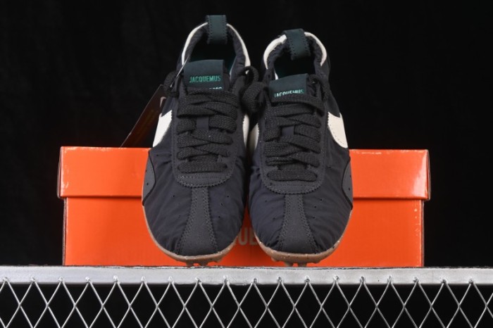 Nike x Jacquemus Moon Shoe SP Low-Top Ballet-Inspired Lifestyle Sneakers with Suede Overlays - HV8547-001
