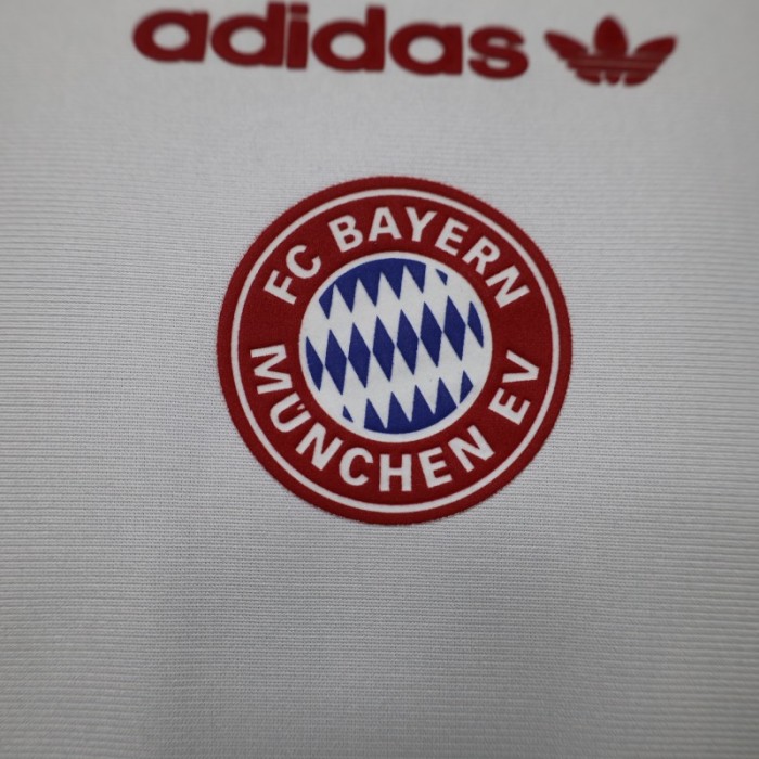 Player Version  26/27 Bayern Munich Casual Retro Jersey
