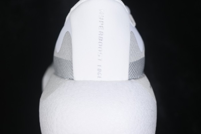 Adidas HyperBoost Edge M Running Shoes with Breathable Cushioning - KK0288