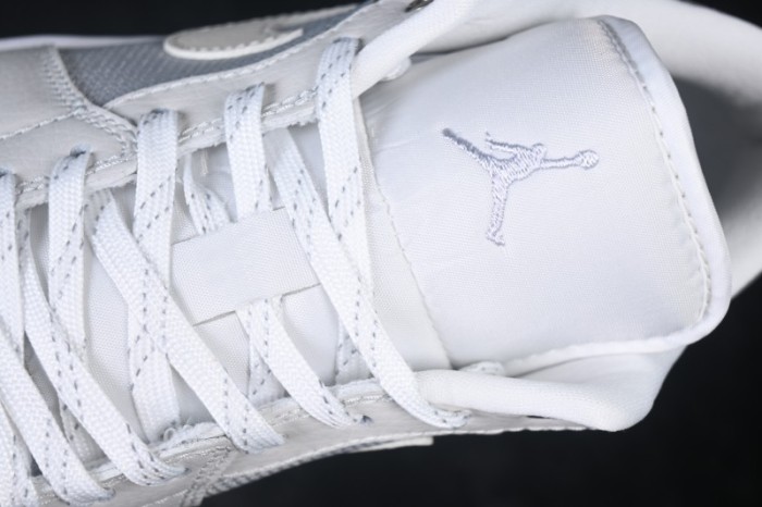 Nike Air Jordan 1 Low AJ1 Light Grey Colorblock Low-Top Retro Culture Basketball Shoes - IO2049-100