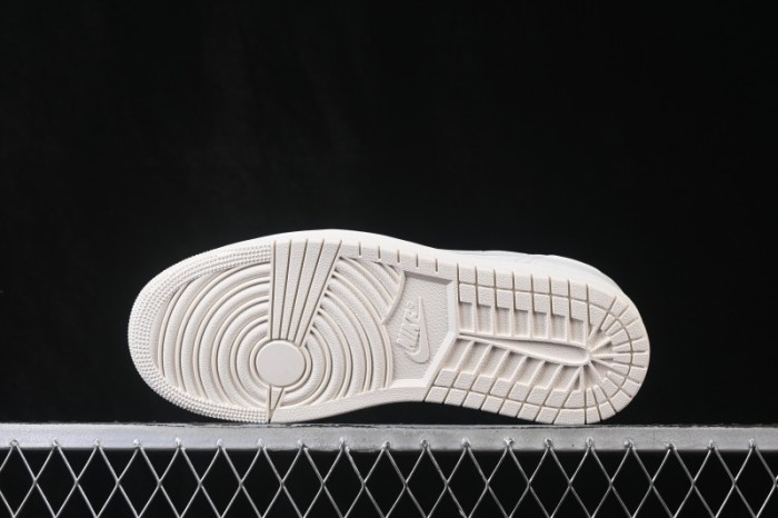 Nike Air Jordan 1 Retro Low OG Sail and University Red Low-Top Retro Basketball Shoes - HQ6998-100
