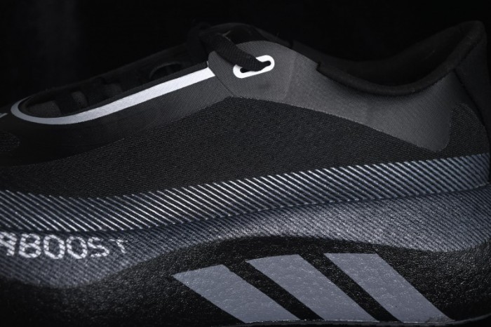 Adidas HyperBoost Edge M Running Shoes with Breathable Mesh and Responsive Cushioning - KJ0754