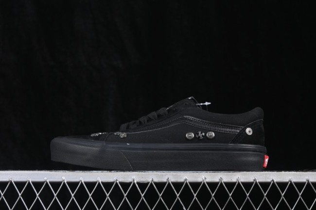 Vans Old Skool 36 Low Top Skate Shoes - VN000D56B8C
