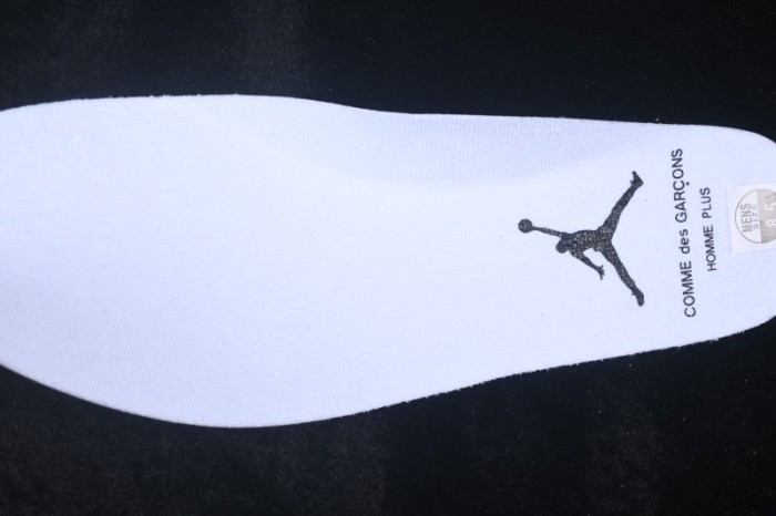 Comme des Garçons x Nike Air Jordan 11 White Sneakers - IV7639-100