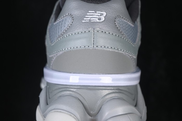 New Balance 9060 Retro Casual Running Shoes with ABZORB Cushioning - U90609XS