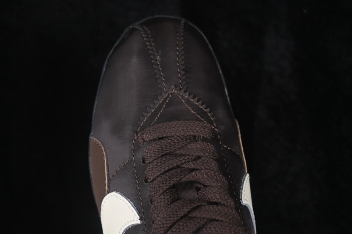 Nike Moon Shoe SP Vintage Lifestyle Low-Top Casual Sneakers with Thin Sole - IW0955-201
