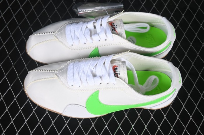 Nike Moon Shoe SP Retro Thin-Sole Low-Top Lifestyle Sneakers - II0407-102
