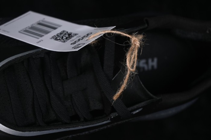 Adidas HyperBoost Edge M Running Shoes with Breathable Mesh and Responsive Cushioning - KJ0754