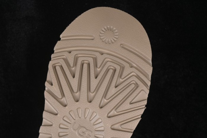UGG Tazz II Classic Platform Winter Snow Boots - 1122553 SAN