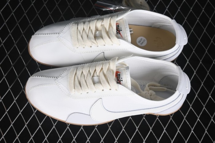 Nike Moon Shoe SP Retro Low-Top Lifestyle Sneakers with Cushioned Sole - IW0955-100