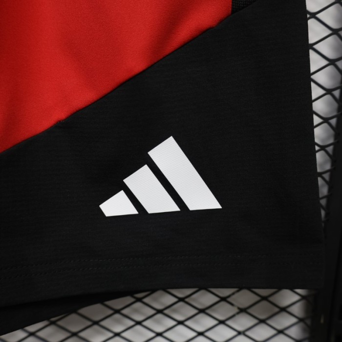 Player Version 26/27 Manchester United Red Shorts
