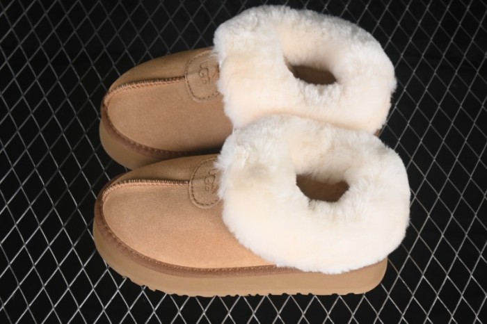 UGG Tazzelle H Tazzelle Water-Resistant Suede Winter Ankle Snow Boot with Fur Lining and Platform Sole - 1143791