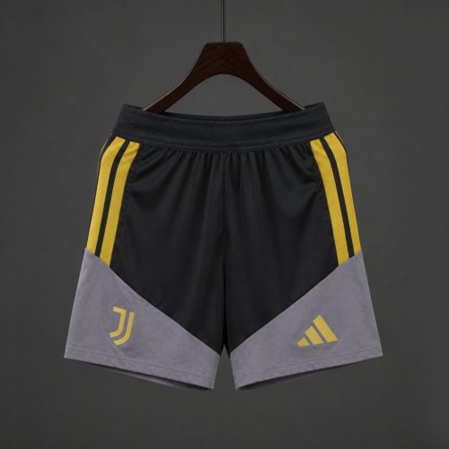 Player Version 26/27 Juventus Black Shorts with Pockets