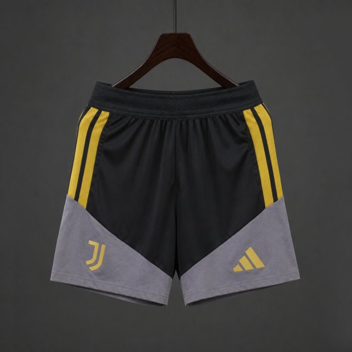 Player Version 26/27 Juventus Black Shorts with Pockets