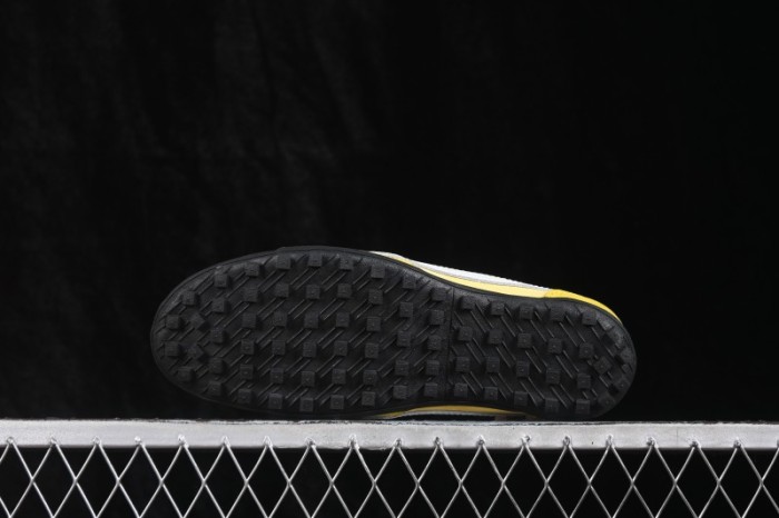 Nike Moon Shoe SP Lightweight Lifestyle Running Shoes with Retro Aesthetic - IW0955-700