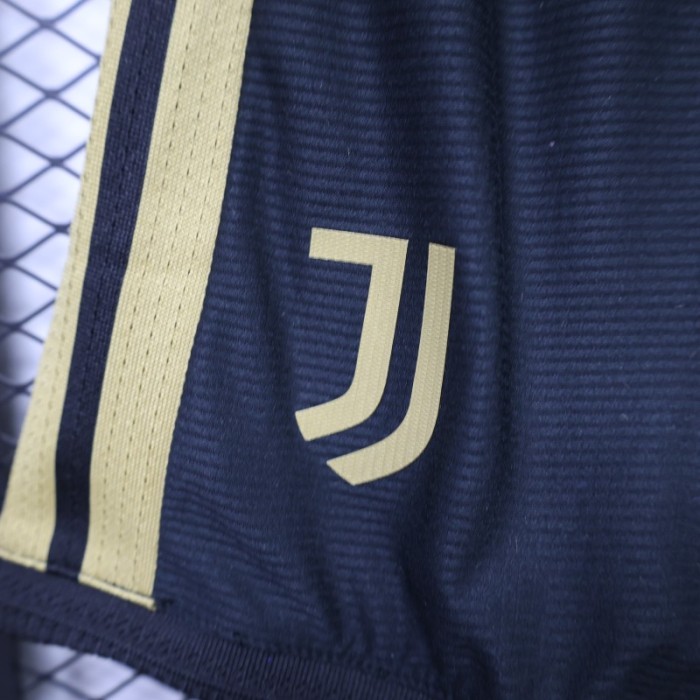 Player Version 26/27 Juventus Away Black Shorts