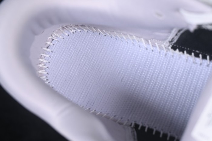 On The Roger Pro 3 Comfortable Anti-Slip Wear-Resistant Low-Top Casual Running Shoes - 3WG10316030 White Muscadine