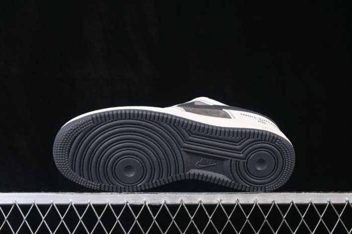 Nike Air Force 1 '07 Low Collaboration Casual Sneakers - KD1688-013