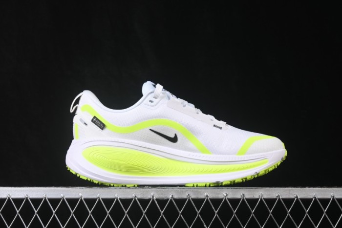 Nike Air Zoom Vomero 18 GTX Cushioned Casual Running Shoes - HQ7001-210