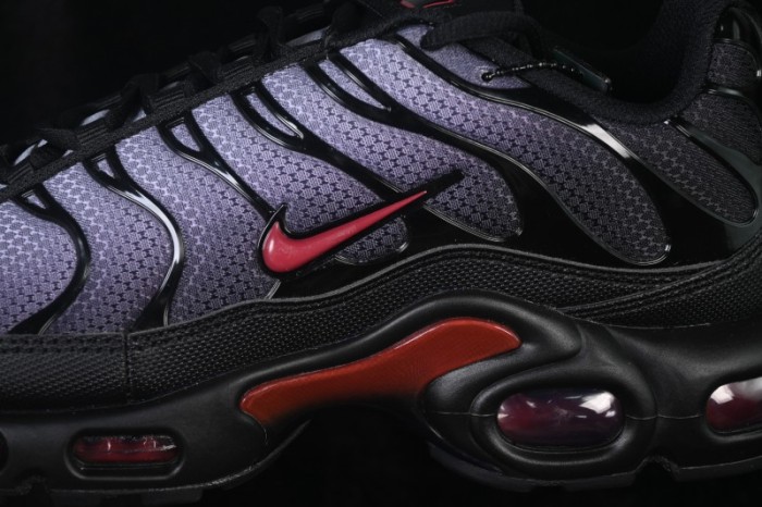 Nike Air Max Plus Retro Running Shoes with Air Cushion - DM0032-032