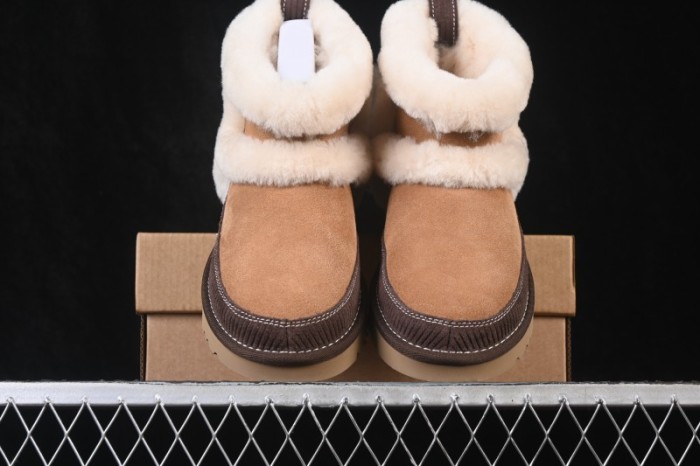 UGG Classic Novelty Cookie Suede Round Toe Slip-On Snow Boots - 1180434 CHE
