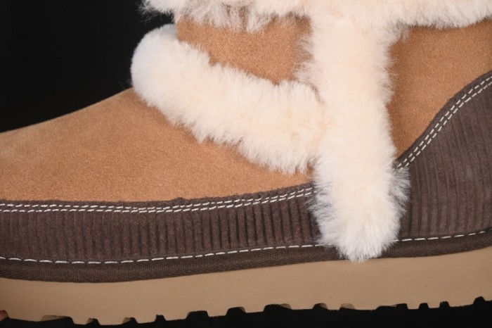 UGG Classic Novelty Cookie Suede Round Toe Slip-On Snow Boots - 1180434 CHE