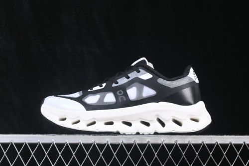 On Cloudtilt Comfortable Anti-Slip Durable Low-Top Casual City Commuting Running Shoes - Black White