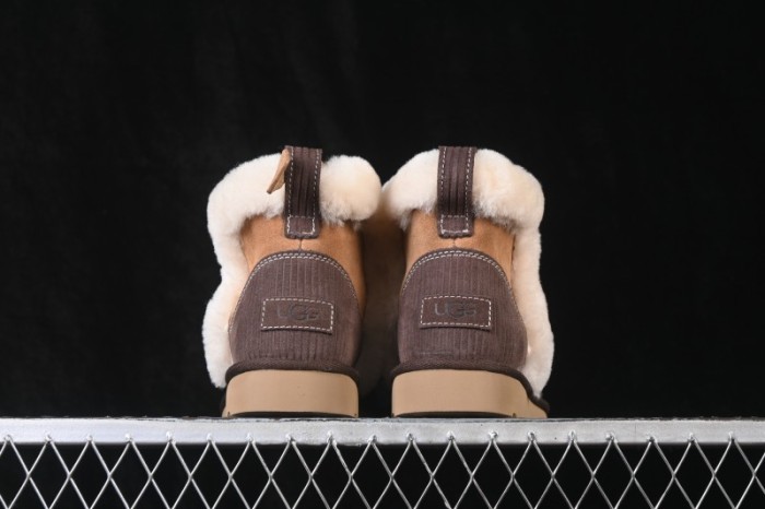 UGG Classic Novelty Cookie Suede Round Toe Slip-On Snow Boots - 1180434 CHE