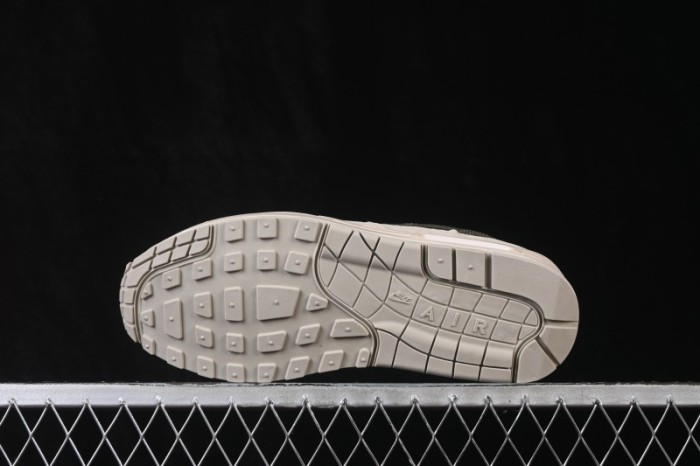 Nike Air Max 1 Retro Running Shoes with Half-Sole Air Cushion - CY3628-204