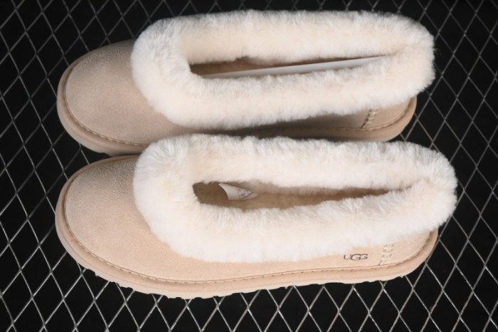 UGG Zora Lightweight Comfort Casual Flats - 1178111