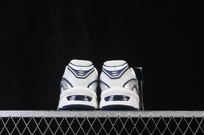 Asics Gel-Stratus MC Retro Casual Running Shoes - 1203B049-103