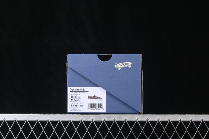 Vans Authentic Lx Low-Top Casual Vulcanized Skate Shoes - VN000D9NWVD
